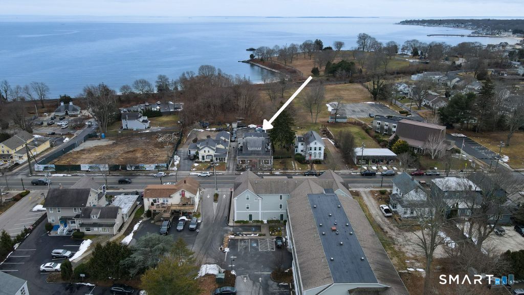 Photo of 374 Main St