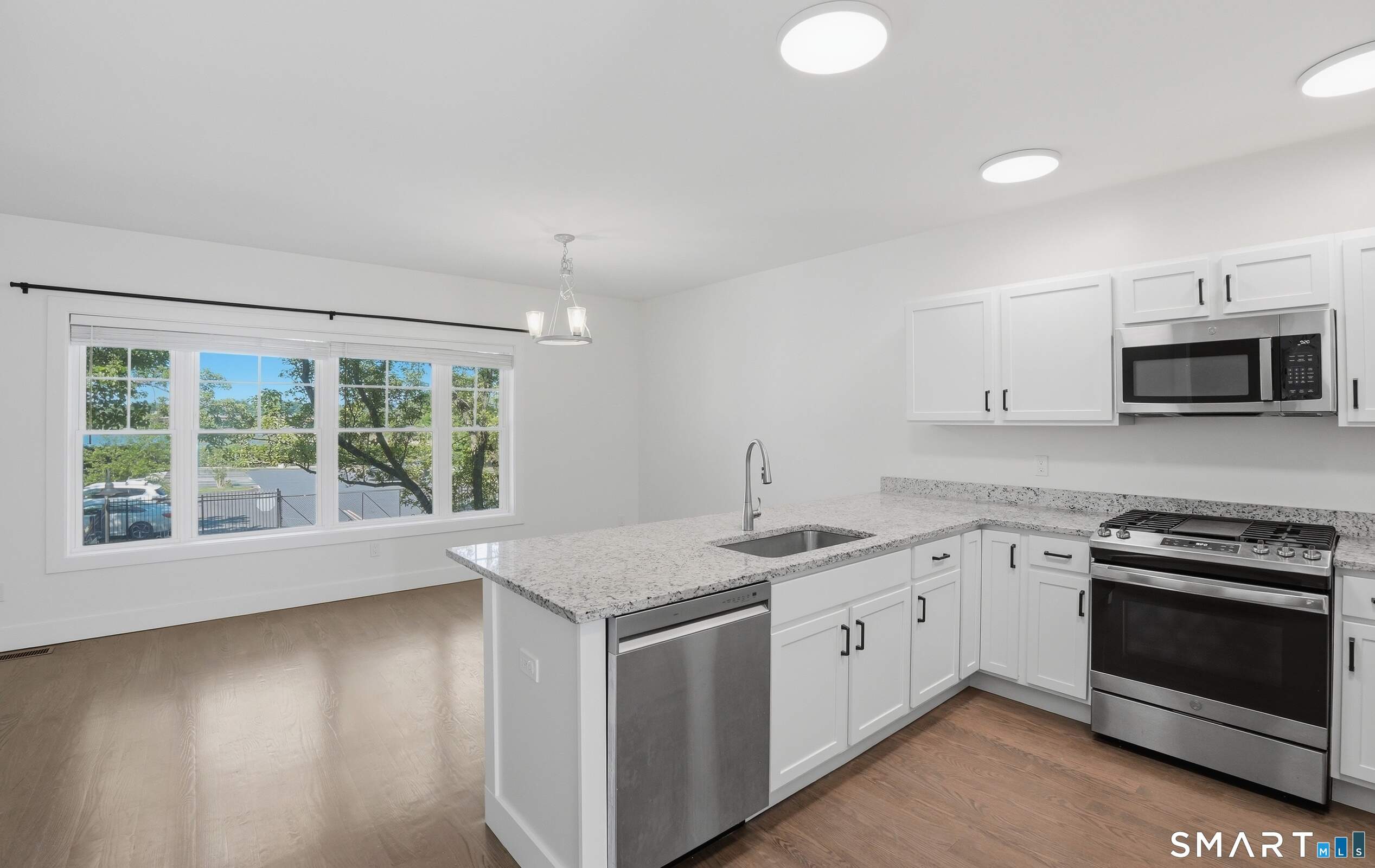 Photo of 301 Harbour Close